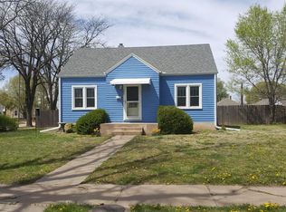 304 Washington Ave, Ellsworth, KS 67439