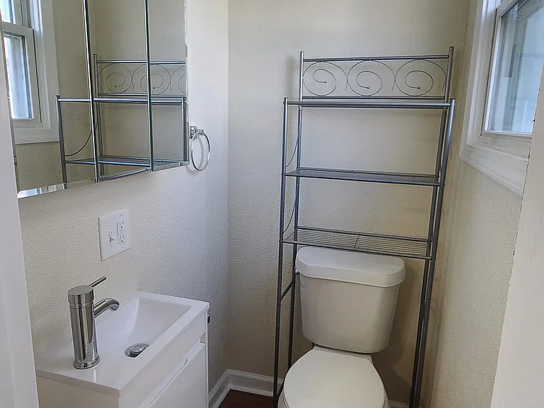 43 Dwight Ave — Photo 9