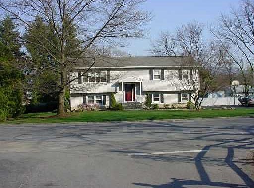 1st image of 114 Glendale Dr