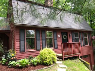 17 Morgan Rd, White River Junction, VT 05001