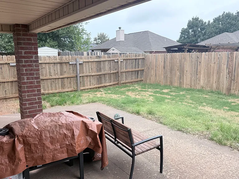 818 E Kc Ct — Photo 14