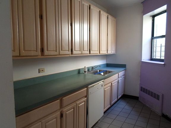 3rd image of 368 W 117th St APT 5C