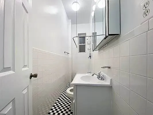 Rented by Metropolitan Property Group | media 37