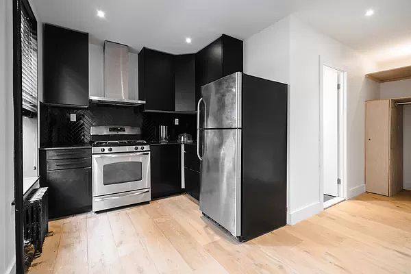 1st image of 19 Pell St #A