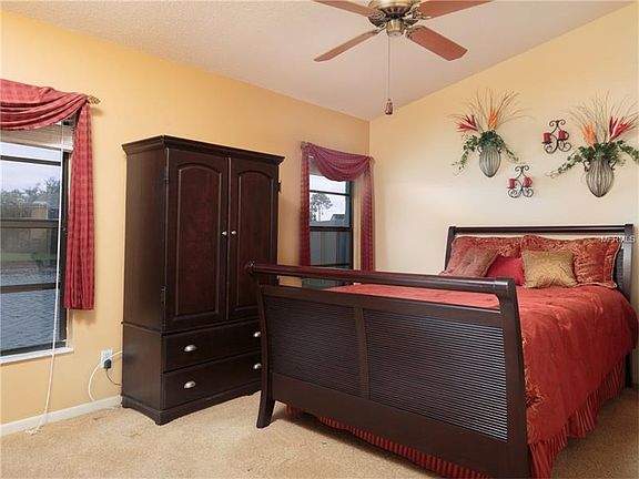 4th image of 850 Glades Ct NE