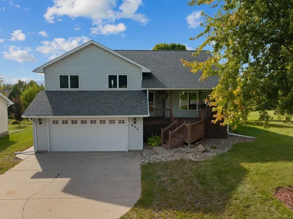 606 6th St S, Ellendale, MN 56026
