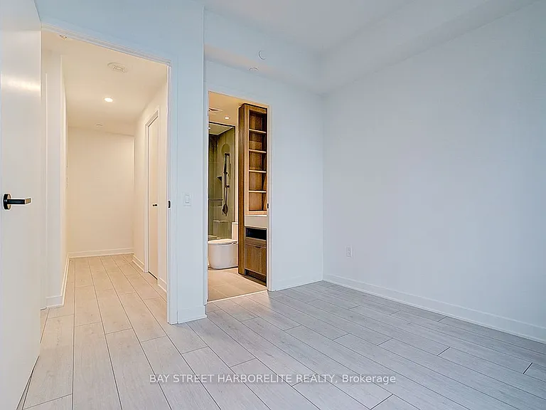 55 Charles St E #4311 — Photo 13