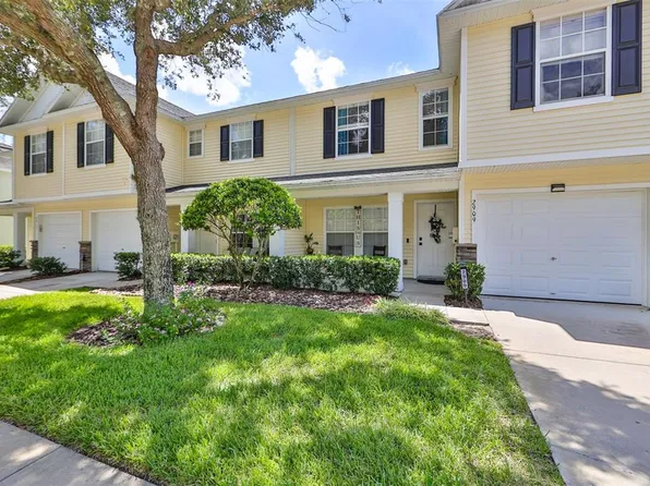 2909 Mojave Oak Dr, Valrico, FL 33594