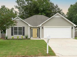 141 Lake Ter, Alabaster, AL 35007