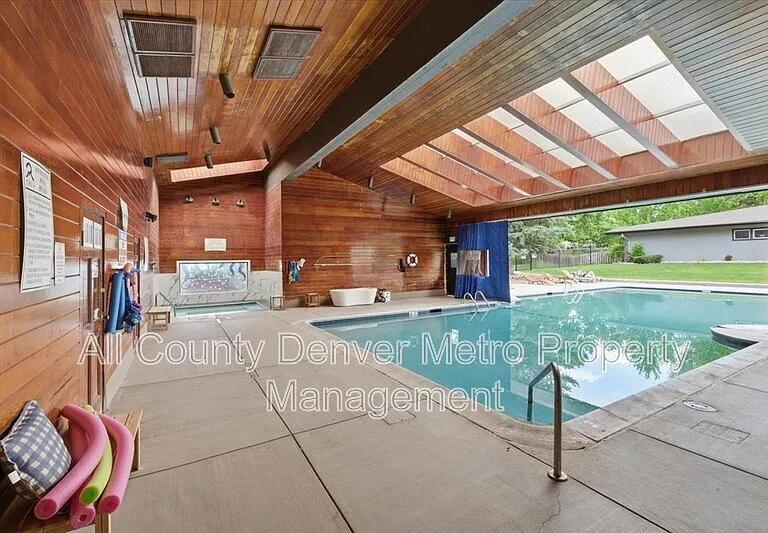 1400 Golden Cir #306 — Photo 29