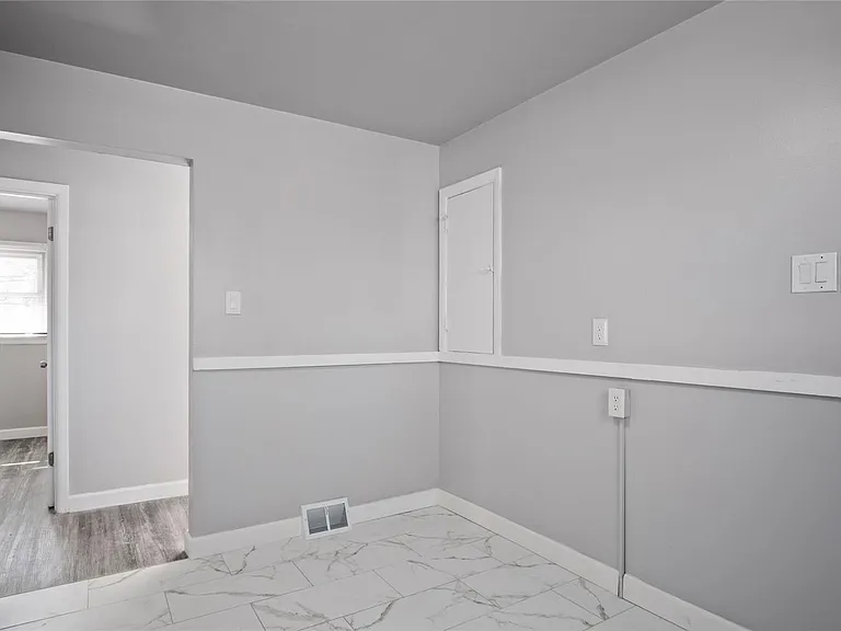 1031 Highmont Dr — Photo 10
