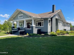 211 Central St W, Sweetwater, TN 37874