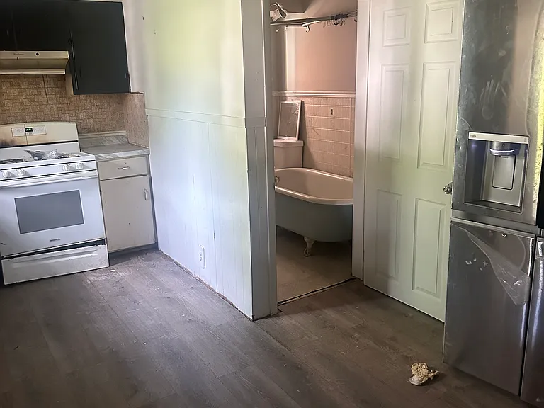 483 2nd St — Photo 8