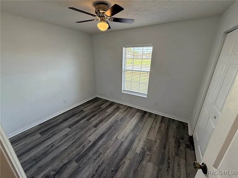 3844 S Swan Ter — Photo 12
