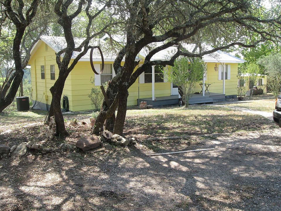 1st image of 1074 Lakeside Dr