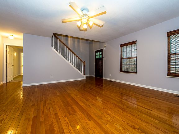 5th image of 2102 Chas Way Blvd