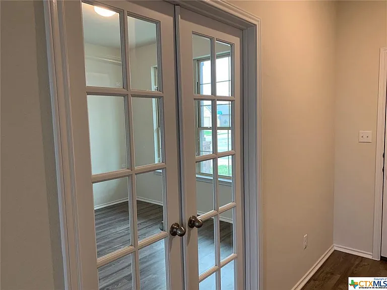 161 Gray Wolf Dr — Photo 9