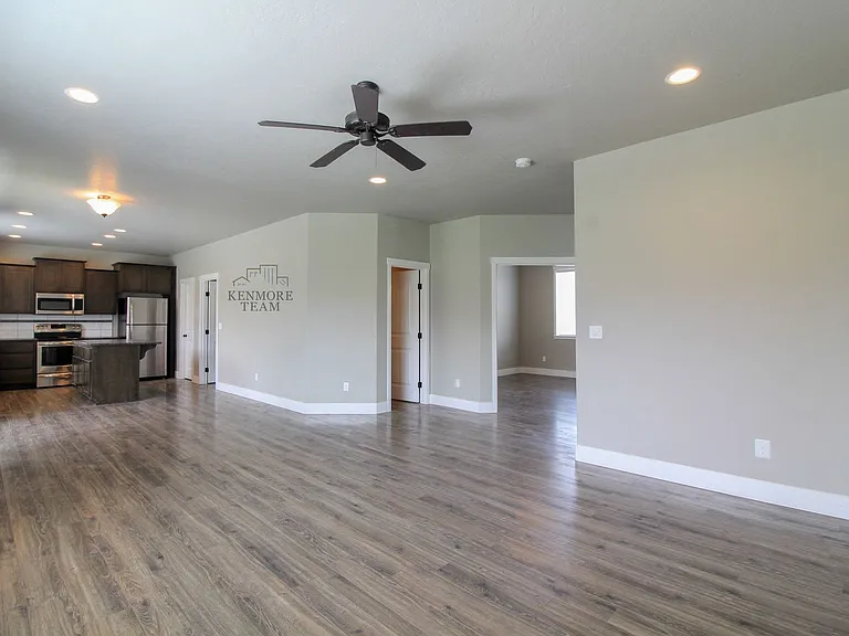 4380 S Anderson Pl — Photo 3