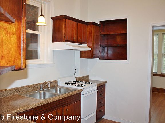 2nd image of 3215 Hanover Ave