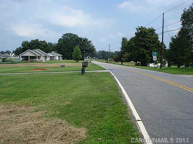 2nd image of 290 Little Wilkesboro Rd