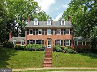 6910 Pineway, Hyattsville, MD 20782