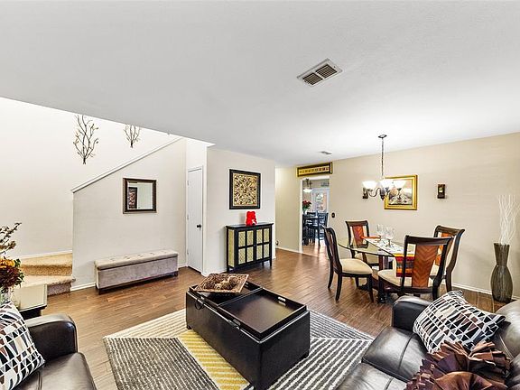 5th image of 3317 Bent Creek Dr