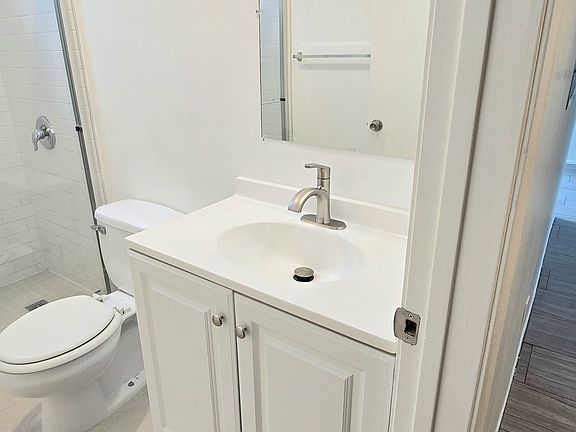 5th image of 2251 Crenshaw Blvd APT 8