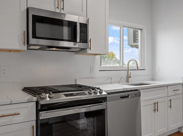 52 Bonair St #5A, Somerville, MA 02145