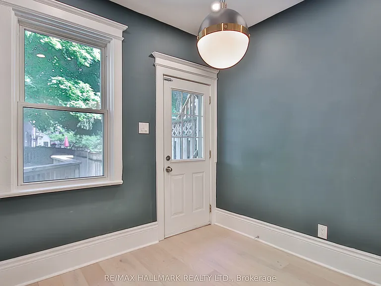 639 Broadview Ave #MAIN FL — Photo 26