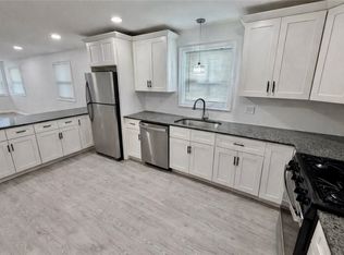 35 Douglas Ave 35, Providence, RI 02908