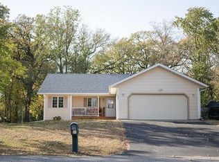 2501 Tranquility Dr, Saint Cloud, MN 56301