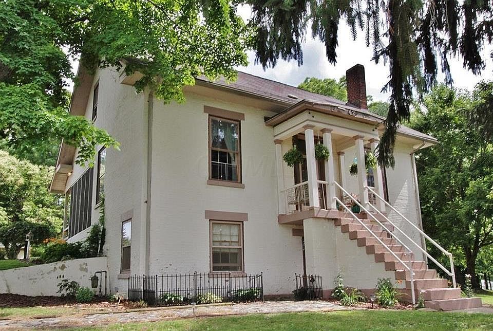 42 W Dave Longaberger Ave, Dresden, OH 43821 Zillow