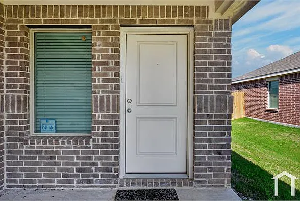 3 bed, 1460 sqft, $2,300 — Photo 4