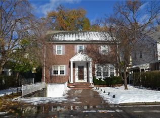 83 E Sanford St, Yonkers, NY 10704