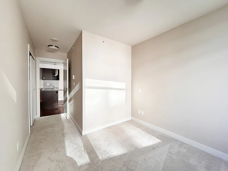 180 Switchmen St — Photo 56