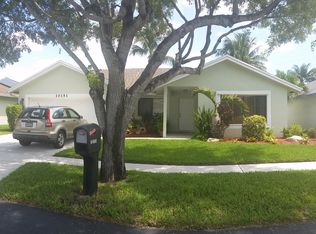 10151 SW 16th Pl, Davie, FL 33324