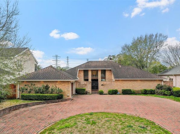 534 Fox Briar Ln
