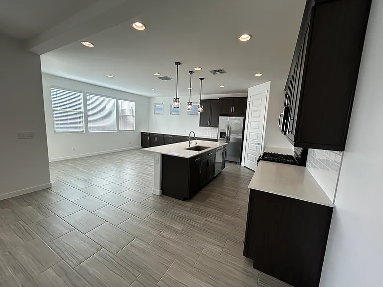 2345 E Castanets Dr — Photo 13