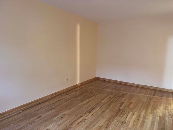 4th image of 2663 Brown St #2