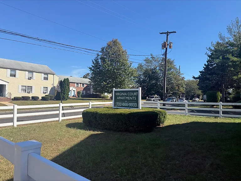 370 Bath Ave #49 — Photo 8