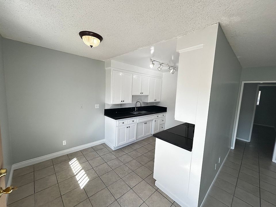1st image of 1530 Park Ave #Park1530-9
