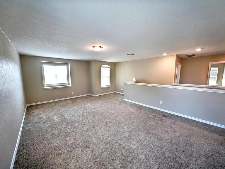 107 Kyle Cv — Photo 23