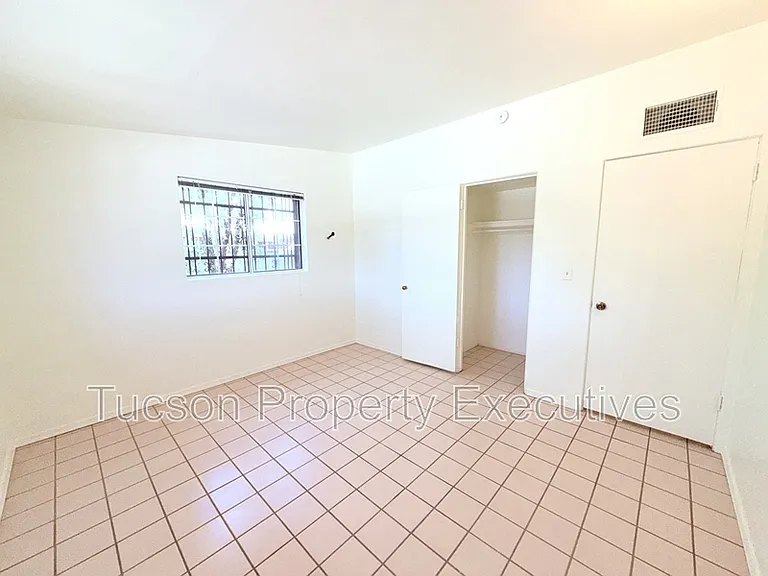 3002 N Palo Verde Ave — Photo 19