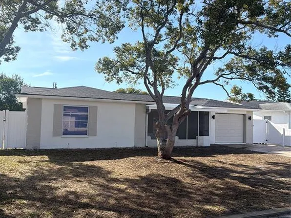 7604 Hawthorn Dr, Port Richey, FL 34668