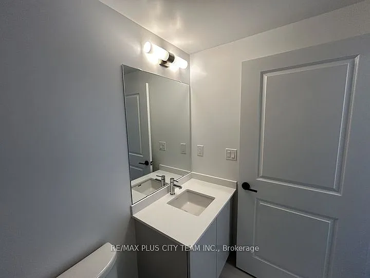 2075 Lakeshore Rd #2301 — Photo 9