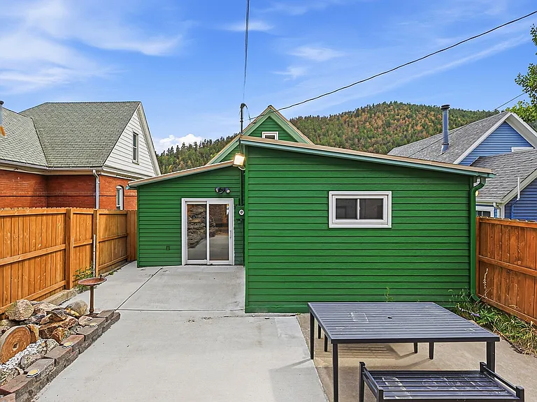 516 Colorado Blvd — Photo 24
