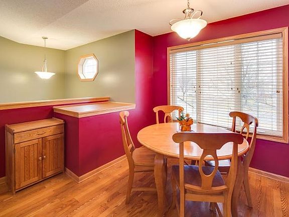 4th image of 10598 Able St NE