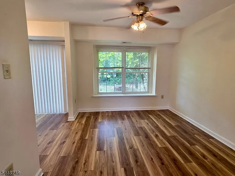 200 Bamburgh Ct — Photo 7