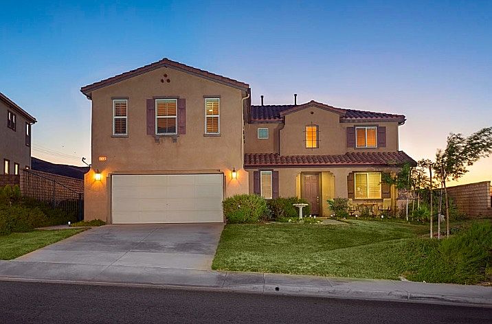 1st image of 37353 Paintbrush Dr