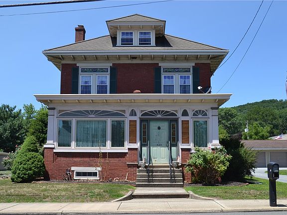 2nd image of 523 Main St
